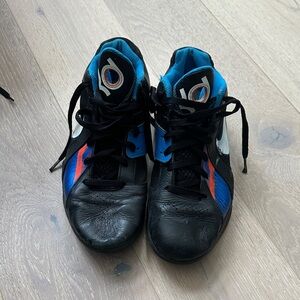 Nike Black and Blue Athletic Shoes